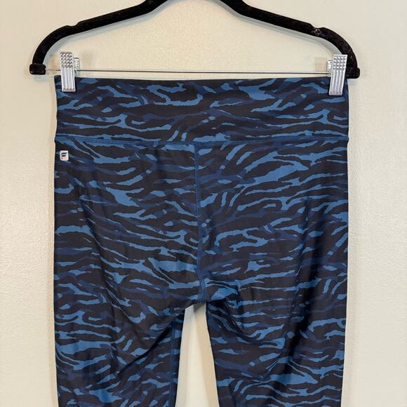 Fabletics Define PowerHold Leggings Womens M Zebra Print Workout Yoga Black Blue - Picture 4 of 7